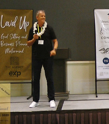 Erick Magnuson speaking at event